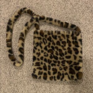 Faux Fur Leopard Print Shoulder Bag